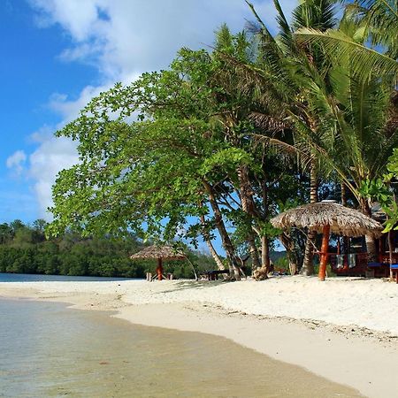 Blue Bay Divers Likupang Bangka エクステリア 写真