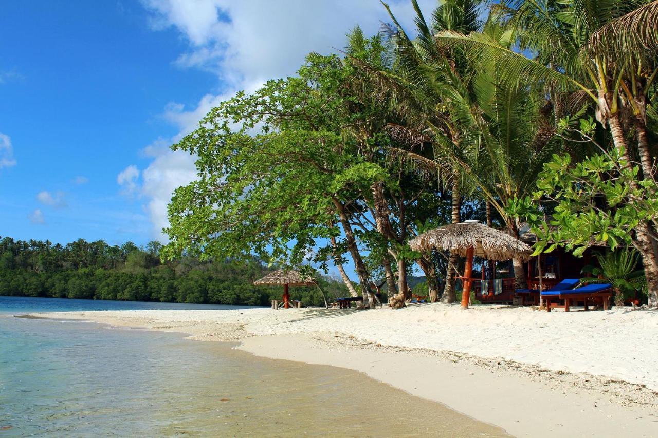 Blue Bay Divers Likupang Bangka エクステリア 写真